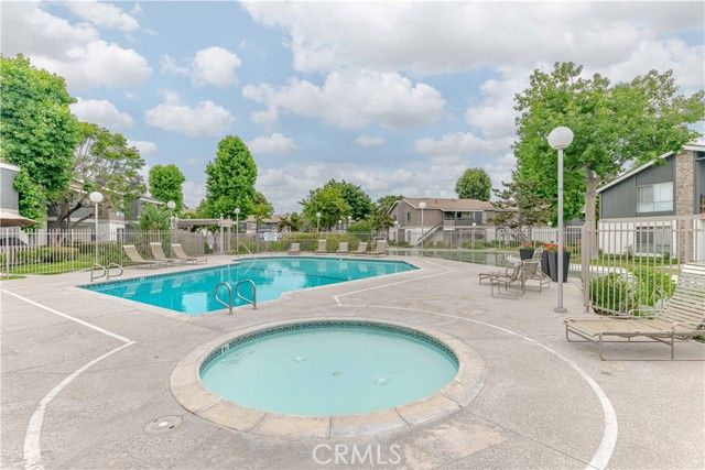 2875 S Fairview, Santa Ana, CA 92704