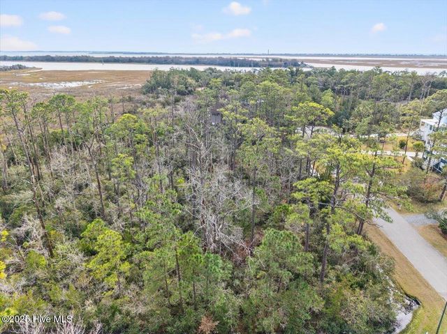 Lot 50 Carolina Bay Court, Southport, NC 28461