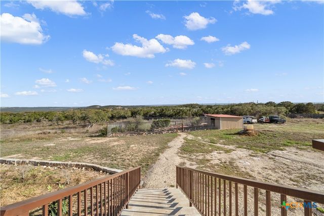 205 County Road 2727, Mico, TX 78056