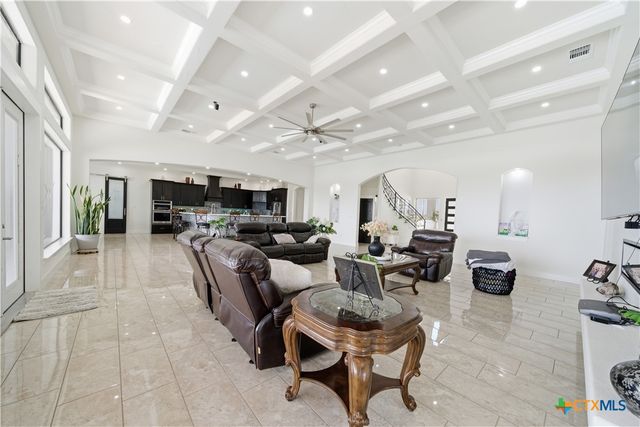 205 County Road 2727, Mico, TX 78056