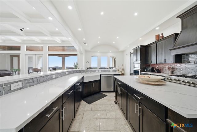 205 County Road 2727, Mico, TX 78056