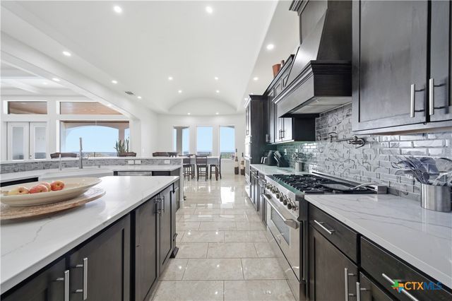 205 County Road 2727, Mico, TX 78056