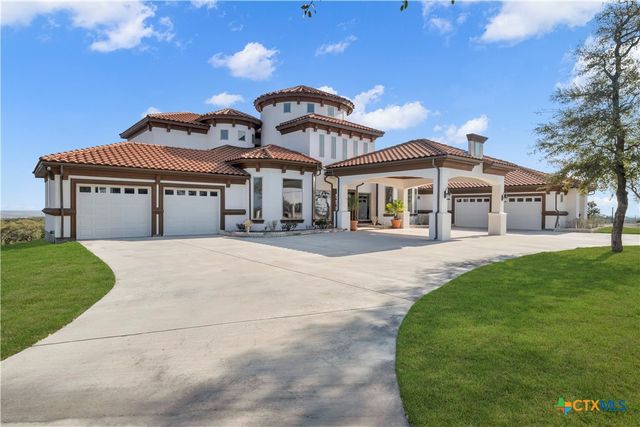 205 County Road 2727, Mico, TX 78056