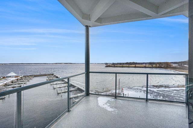 2964 Lakeshore Drive E403, Muskegon City, MI 49441