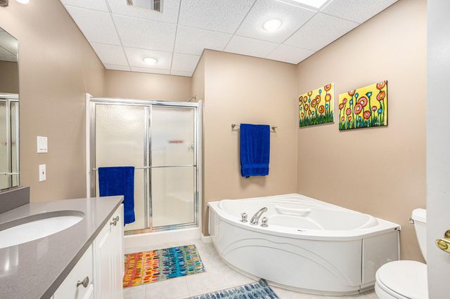 2964 Lakeshore Drive E403, Muskegon City, MI 49441