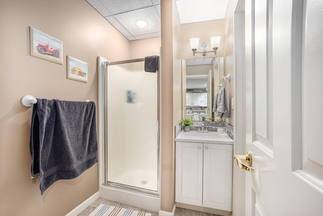 2964 Lakeshore Drive E403, Muskegon City, MI 49441