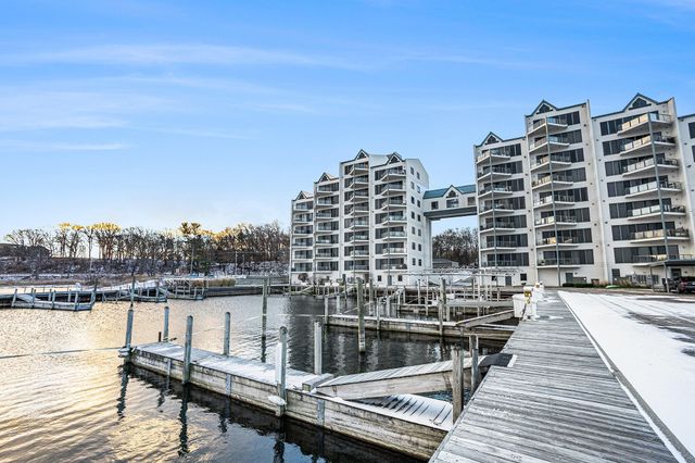 2964 Lakeshore Drive E403, Muskegon City, MI 49441