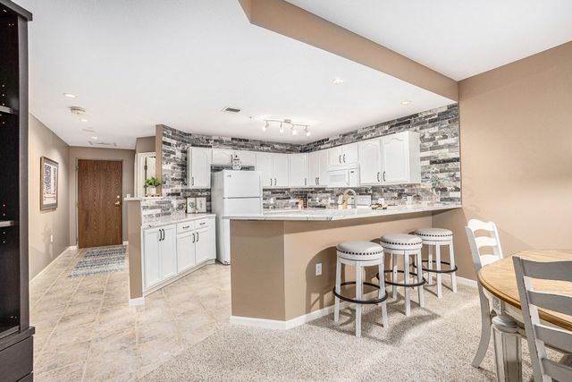 2964 Lakeshore Drive E403, Muskegon City, MI 49441