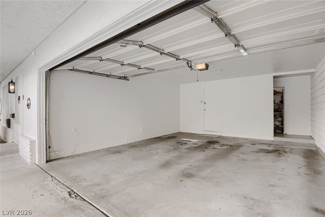 3827 Cavalry Street, Las Vegas, NV 89121