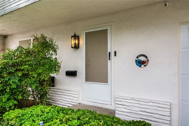 3827 Cavalry Street, Las Vegas, NV 89121