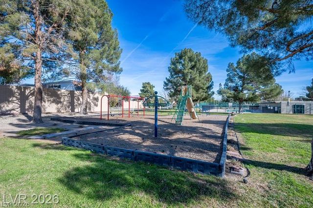 3827 Cavalry Street, Las Vegas, NV 89121