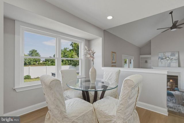 4 WELLSPRING DR, Bear, DE 19701