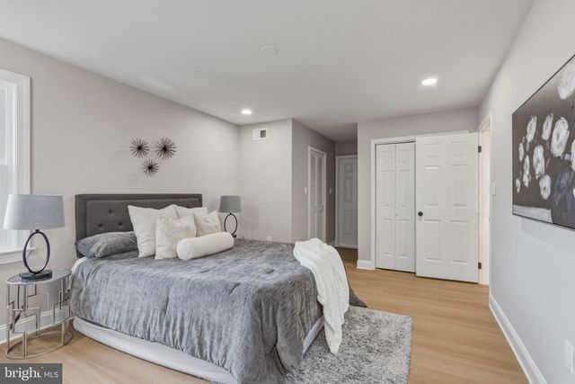 4 WELLSPRING DR, Bear, DE 19701