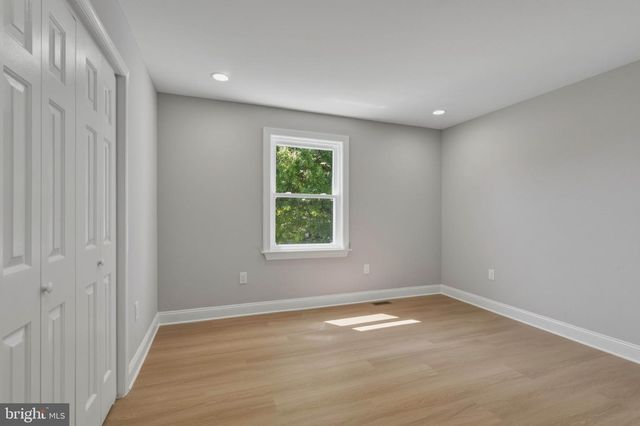 4 WELLSPRING DR, Bear, DE 19701