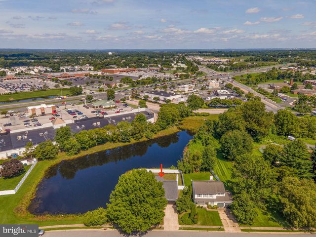 4 WELLSPRING DR, Bear, DE 19701
