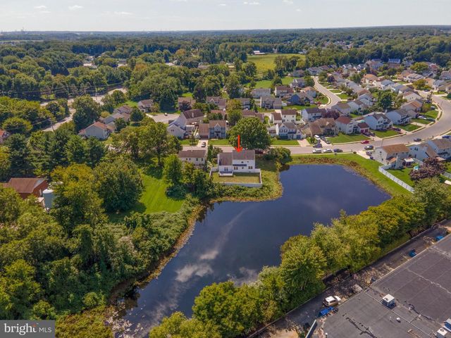 4 WELLSPRING DR, Bear, DE 19701