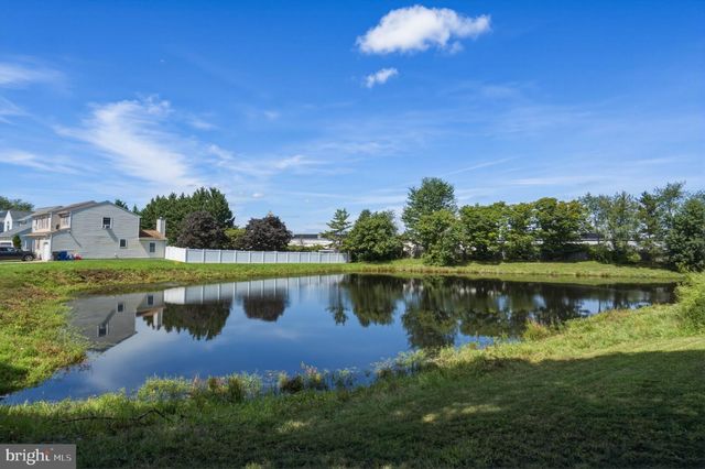 4 WELLSPRING DR, Bear, DE 19701