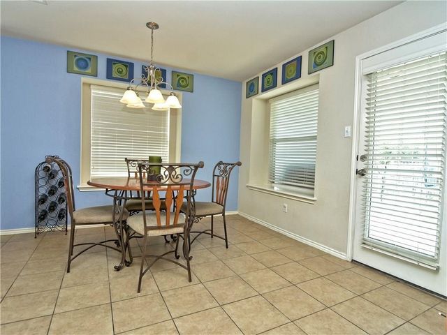 4100 Whitecrest CV, Round Rock, TX 78681