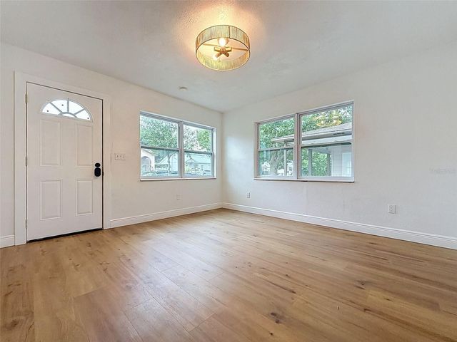 3316 W NASSAU STREET, Tampa, FL 33607