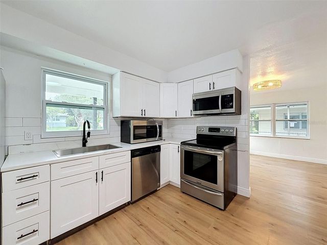 3316 W NASSAU STREET, Tampa, FL 33607