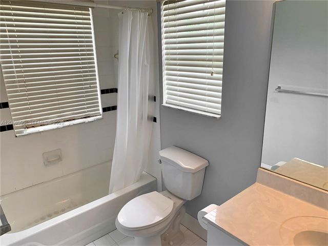 1130 Buttonwood Lane -, Hollywood, FL 33019