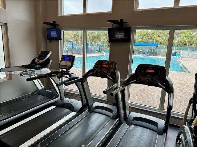 1130 Buttonwood Lane -, Hollywood, FL 33019