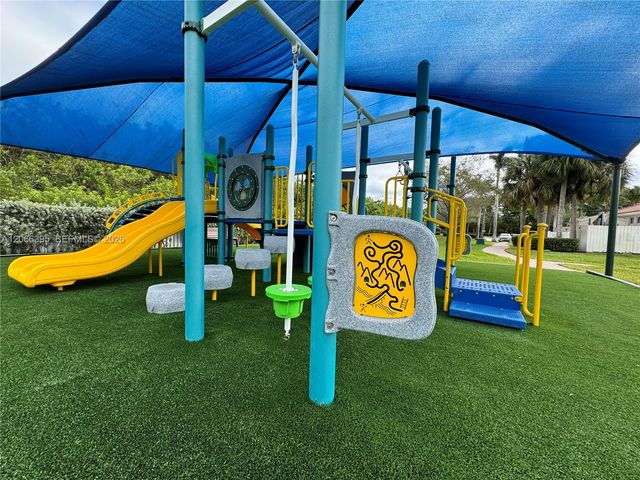1130 Buttonwood Lane -, Hollywood, FL 33019