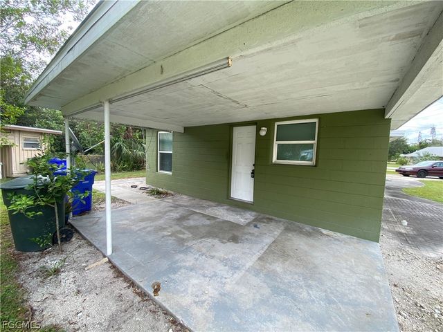 1906 Coronado RD, Fort Myers, FL 33901