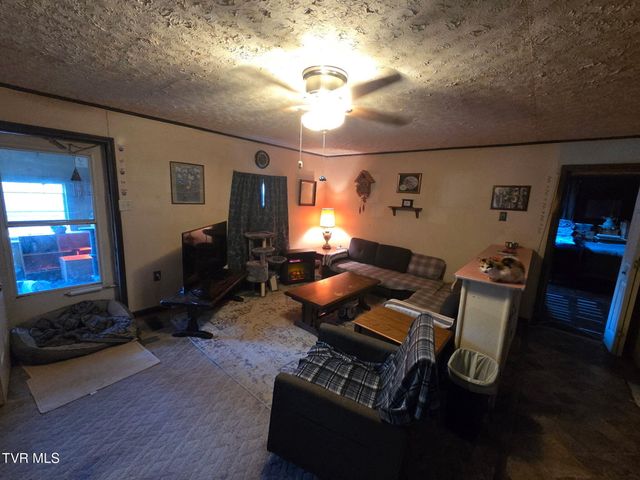 424 Buzzard Roost Road, Bulls Gap, TN 37711