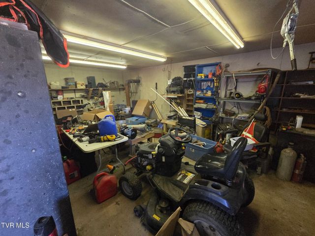 424 Buzzard Roost Road, Bulls Gap, TN 37711