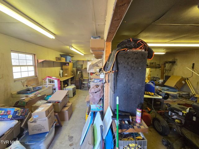 424 Buzzard Roost Road, Bulls Gap, TN 37711