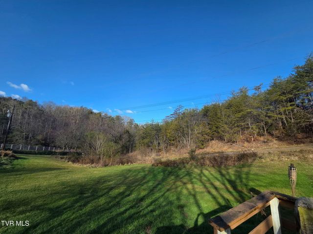 424 Buzzard Roost Road, Bulls Gap, TN 37711