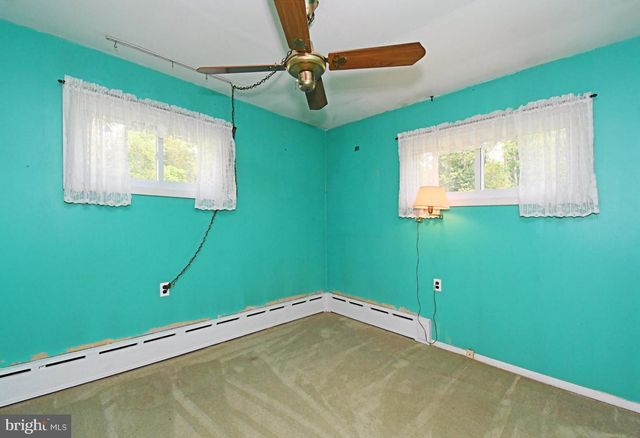 245 FULMER RD, Perkiomenville, PA 18074