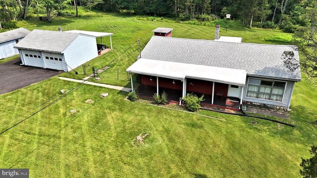 245 FULMER RD, Perkiomenville, PA 18074