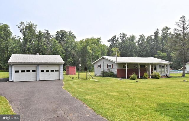 245 FULMER RD, Perkiomenville, PA 18074