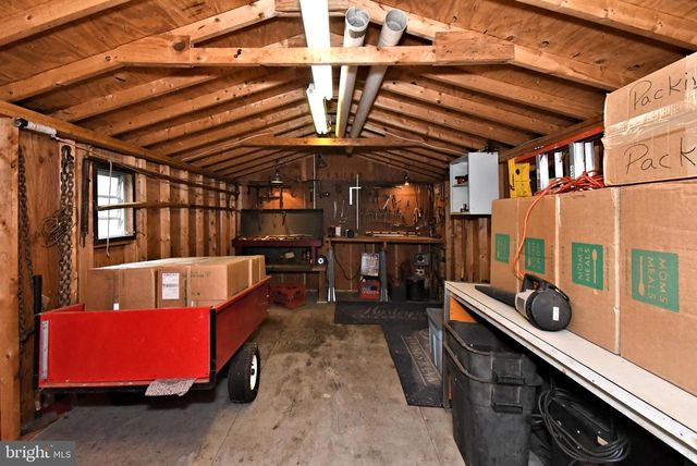 245 FULMER RD, Perkiomenville, PA 18074
