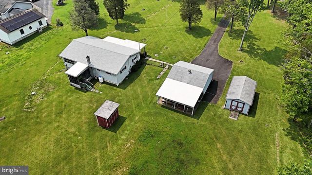 245 FULMER RD, Perkiomenville, PA 18074
