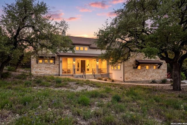 814 Rutherford, Fischer, TX 78623