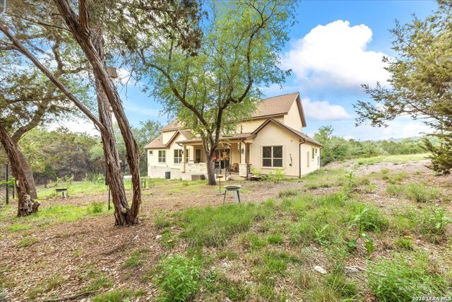 814 Rutherford, Fischer, TX 78623