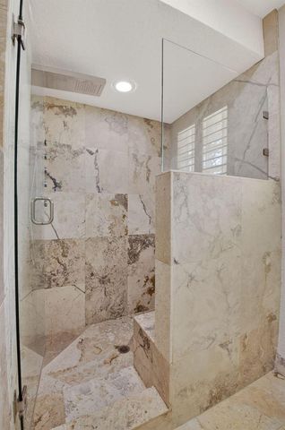 706 Foxpointe Circle, Delray Beach, FL 33445