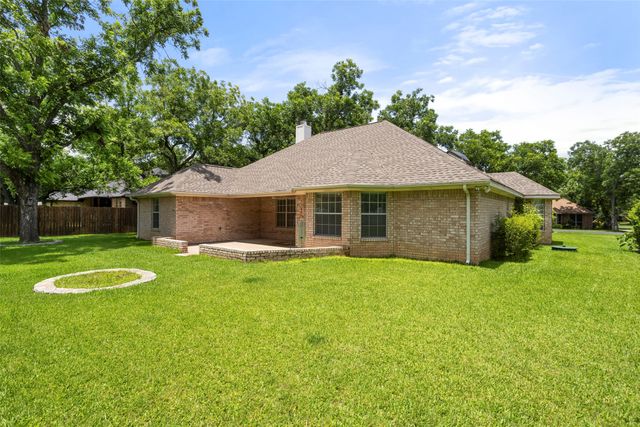 5522 Wedgefield Road, Granbury, TX 76049