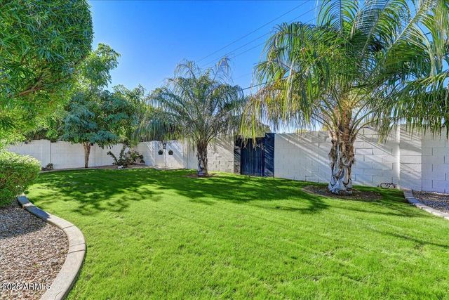 5104 N 33RD Street, Phoenix, AZ 85018