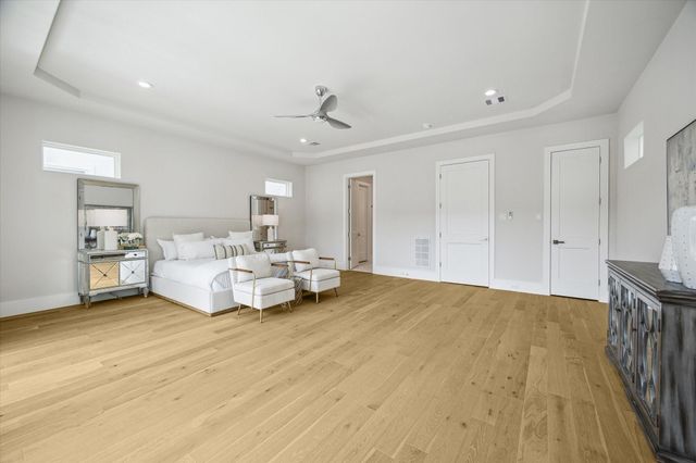 902 Knox Street A, Houston, TX 77007