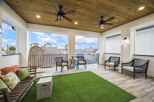 902 Knox Street A, Houston, TX 77007