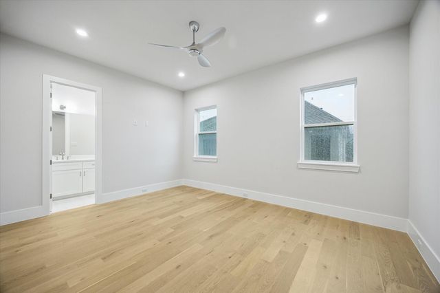 902 Knox Street A, Houston, TX 77007