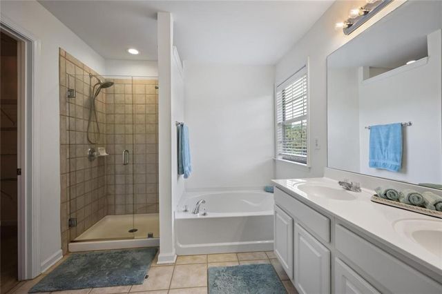 3849 Chattahoochee Summit Drive SE 3849, Atlanta, GA 30339