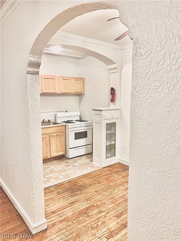 2830 E 130th Street 9R, Cleveland, OH 44120