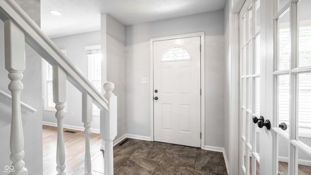 2136 Sequoia Lane, Indianapolis, IN 46240