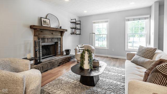 2136 Sequoia Lane, Indianapolis, IN 46240
