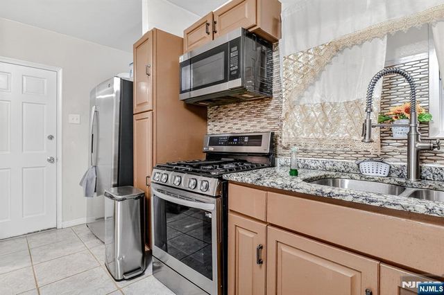 754 Highland Avenue, Newark, NJ 07104